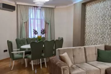 Satılır Yeni Tikili 9-cu Mikrorayonda