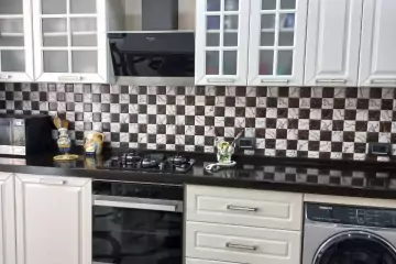 Satılır Yeni Tikili 9-cu Mikrorayonda