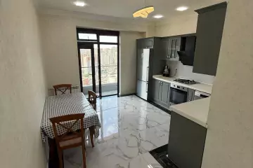 Satılır Yeni Tikili Grand Hayatda
