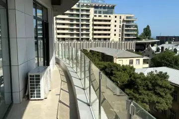 Aylıq Kirayə Yeni Tikili Port Baku Residence'də