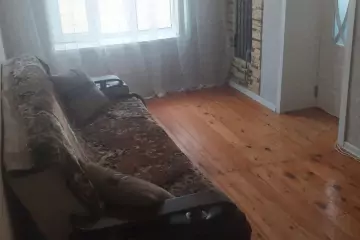 Satılır Həyət Evi şüvəlanda