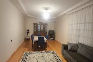 Satılır Həyət Evi Binədə