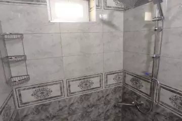 Satılır Həyət Evi Binədə