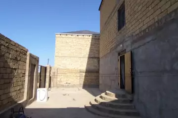 Satılır Həyət Evi Masazırda