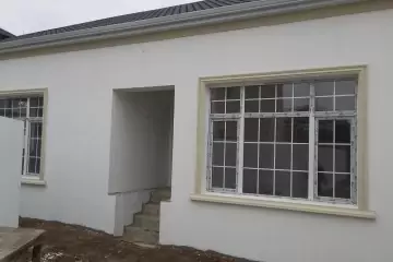 Satılır Həyət Evi Buzovnada