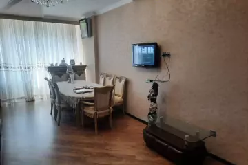 Aylıq Kirayə Yeni Tikili 28 May Metrosu ətrafında