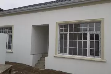 Satılır Həyət Evi Buzovnada