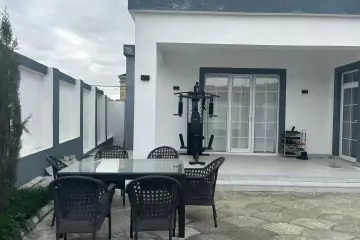 Satılır Həyət Evi Qobuda
