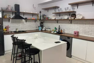 Satılır Həyət Evi Qobuda