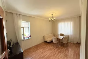 Satılır Köhnə Tikili Nərimanov Parkı