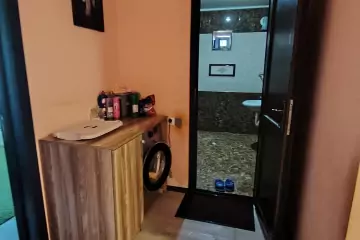 Satılır Yeni Tikili Binədə