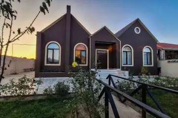 Satılır Bağ Evi Buzovnada