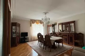Aylıq Kirayə Həyət Evi Badamdarda