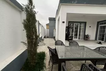 Satılır Həyət Evi Qobuda