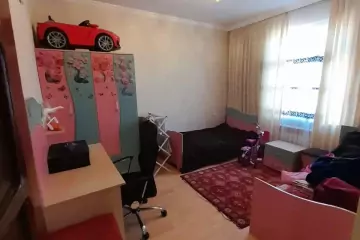 Satılır Həyət Evi Fəhlə Prospekti - Rabocidə