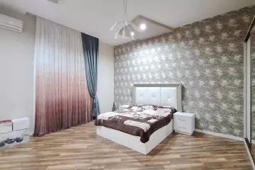 Satılır Bağ Evi Buzovnada