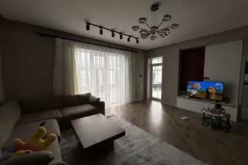 Satılır Həyət Evi Qobuda