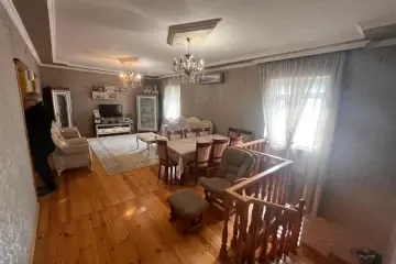 Satılır Həyət Evi Yeni Yasamalda