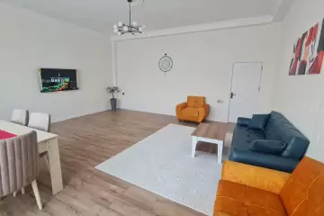 Aylıq Kirayə Yeni Tikili Səməd Vurğun Parkı