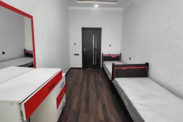 Aylıq Kirayə Köhnə Tikili Elmler Akademiyasıda
