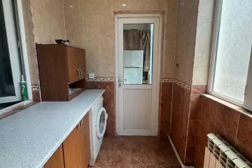 Satılır Yeni Tikili Yeni Yasamalda