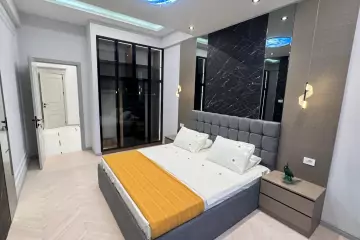 Satılır Köhnə Tikili Nəsimi Bazarında
