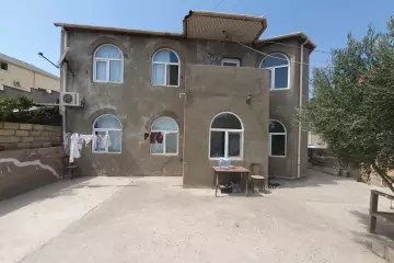 Aylıq Kirayə Həyət Evi Xırdalan şəhərində
