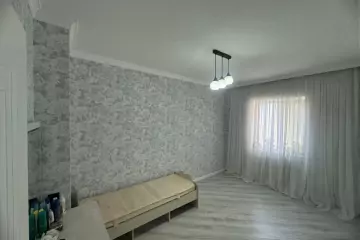 Satılır Bağ Evi şüvəlanda