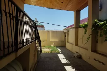 Satılır Həyət Evi Masazırda