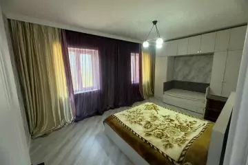 Satılır Bağ Evi şüvəlanda