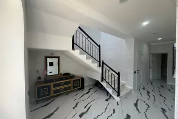Satılır Bağ Evi şüvəlanda