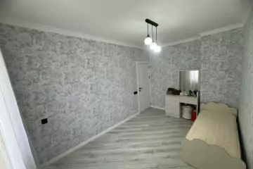 Satılır Bağ Evi şüvəlanda