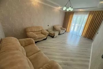 Satılır Bağ Evi şüvəlanda