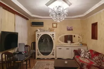 Aylıq Kirayə Həyət Evi Xırdalan şəhərində