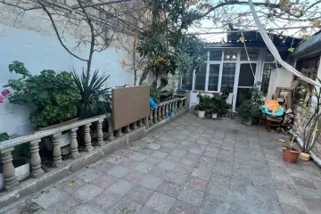 Satılır Həyət Evi Bakıda