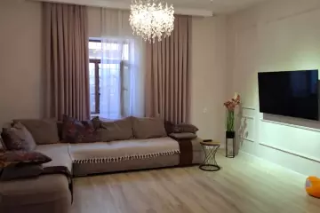 Satılır Həyət Evi Buzovnada