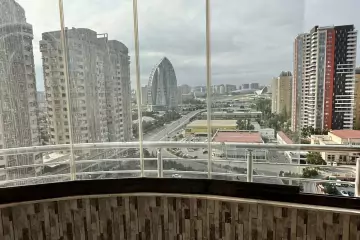 Satılır Yeni Tikili Ağ şəhər Kompleksində