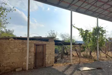 Satılır Həyət Evi Təzəkəndda