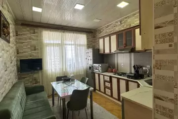 Satılır Yeni Tikili Yasamalda