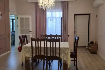 Satılır Həyət Evi Buzovnada