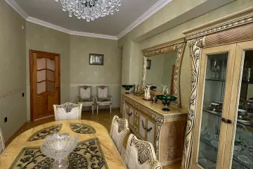 Satılır Yeni Tikili Yasamalda
