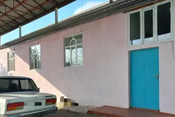 Satılır Həyət Evi Təzəkəndda