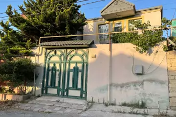 Satılır Həyət Evi Qaraçuxurda