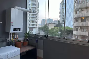 Aylıq Kirayə Yeni Tikili şərq Bazarında