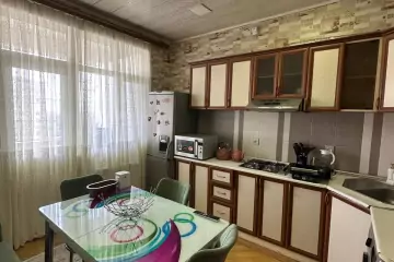 Satılır Yeni Tikili Yasamalda