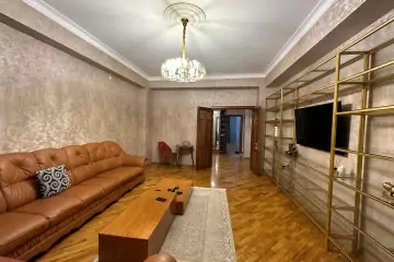 Aylıq Kirayə Yeni Tikili şərq Bazarında 
