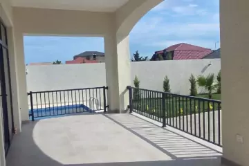 Satılır Həyət Evi Buzovnada