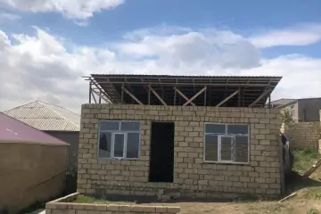 Satılır Həyət Evi Bakıda