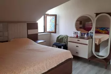 Satılır Həyət Evi Buzovnada
