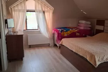 Satılır Həyət Evi Buzovnada